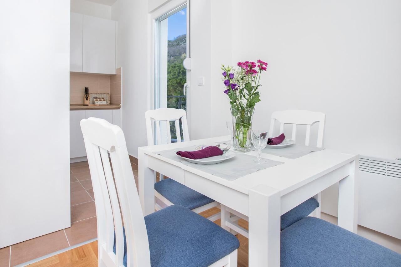Piskalina Apartment Tivat Dış mekan fotoğraf